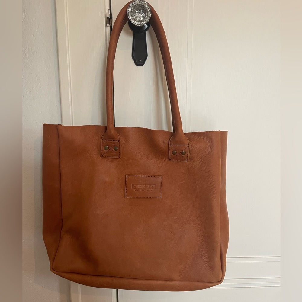 Parker Clay Merkato Signature Tote - Rust Brown